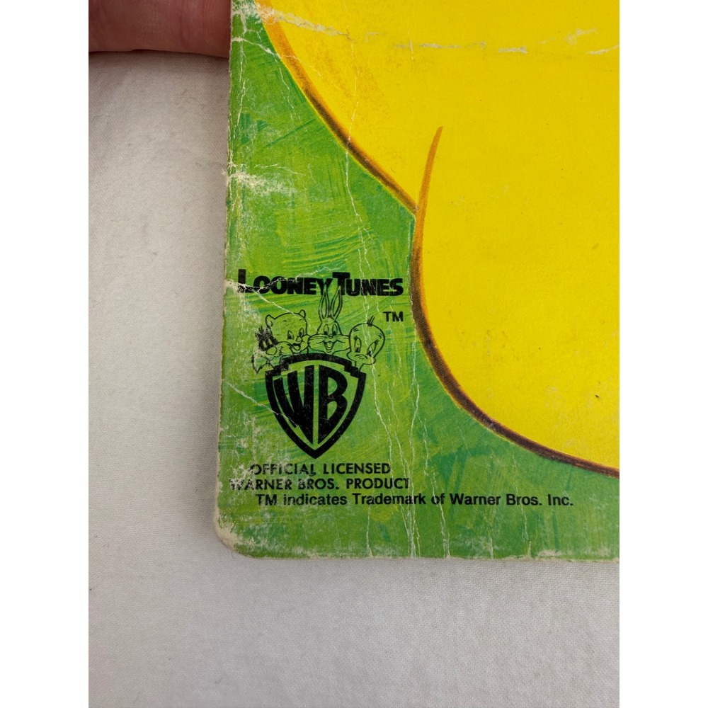 Vintage 1980 The Tweety Book A Golden Shape Book by Donna Kelly - Picture 3 of 7
